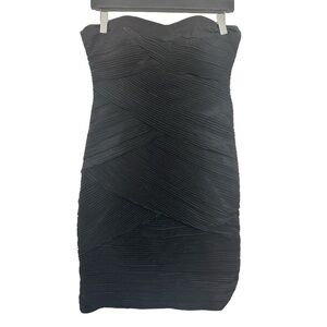 Impress Pleated Sweetheart Neckline Bodycon Stretch Bandage Mini Strapless Dress